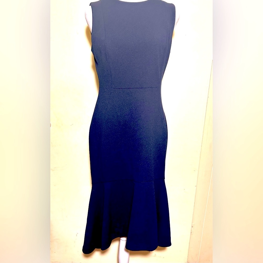 Calvin Klein Black Sleeveless Dress, size 6